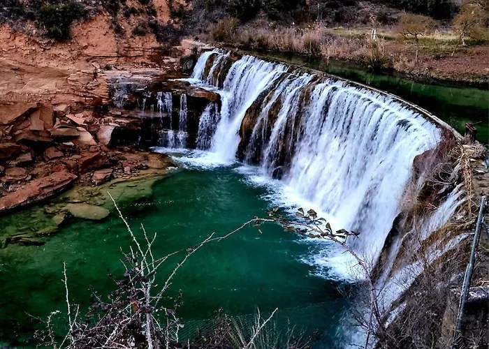 Casa Larrosa Rural En Sierra De Guara Дом отдыха Sieso de Huesca