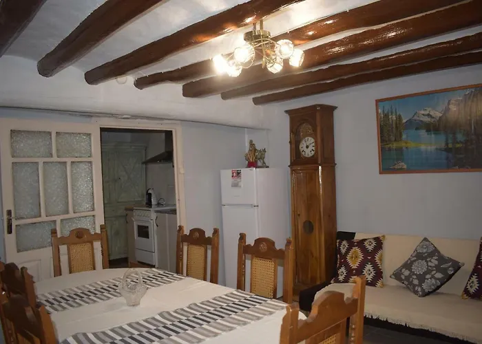 Casa Larrosa Rural En Sierra De Guara Дом отдыха